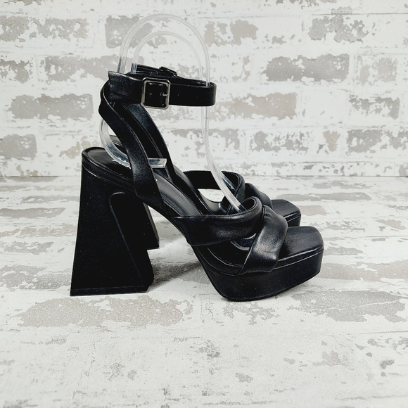 New Abound Tracy Black Faux Leather Block Heel Retro Platform Sandals A40 - Picture 5 of 14